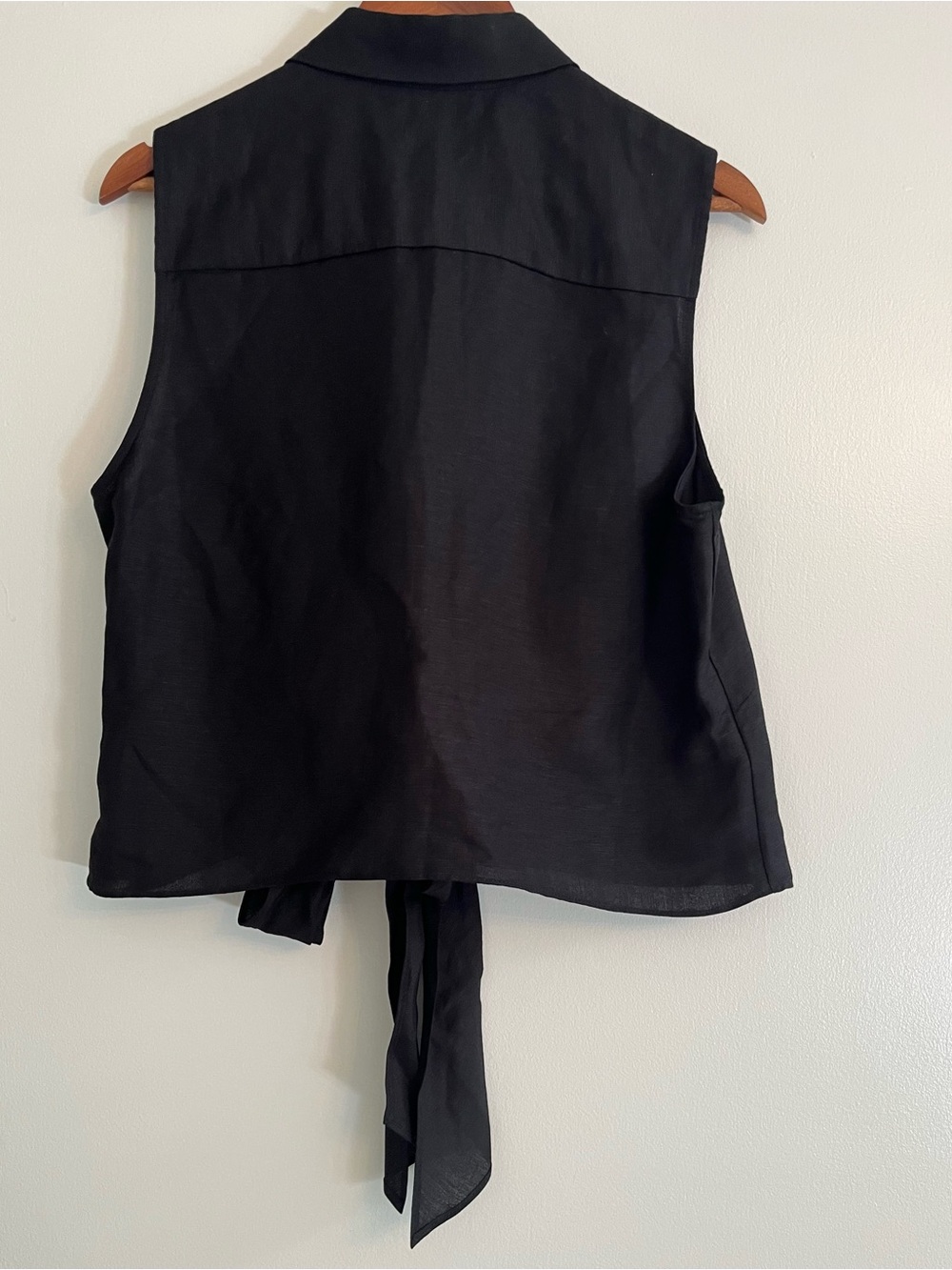 Ever New Linen Blend Sleeveless Tie-Front Blouse - Picture 5 of 5